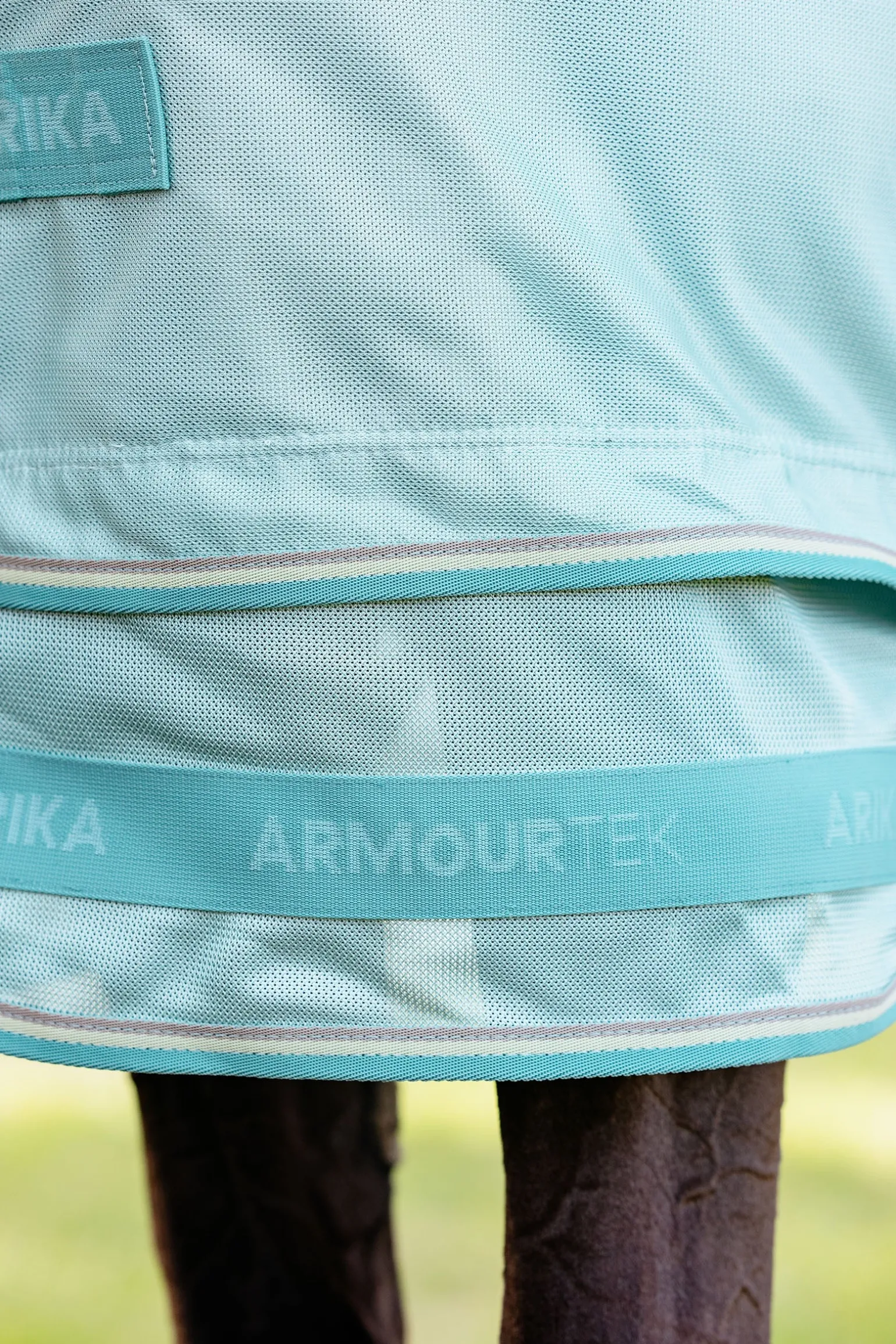 Arika Armour-Tek Fliegendecke mit abnehmbarem Halsteil