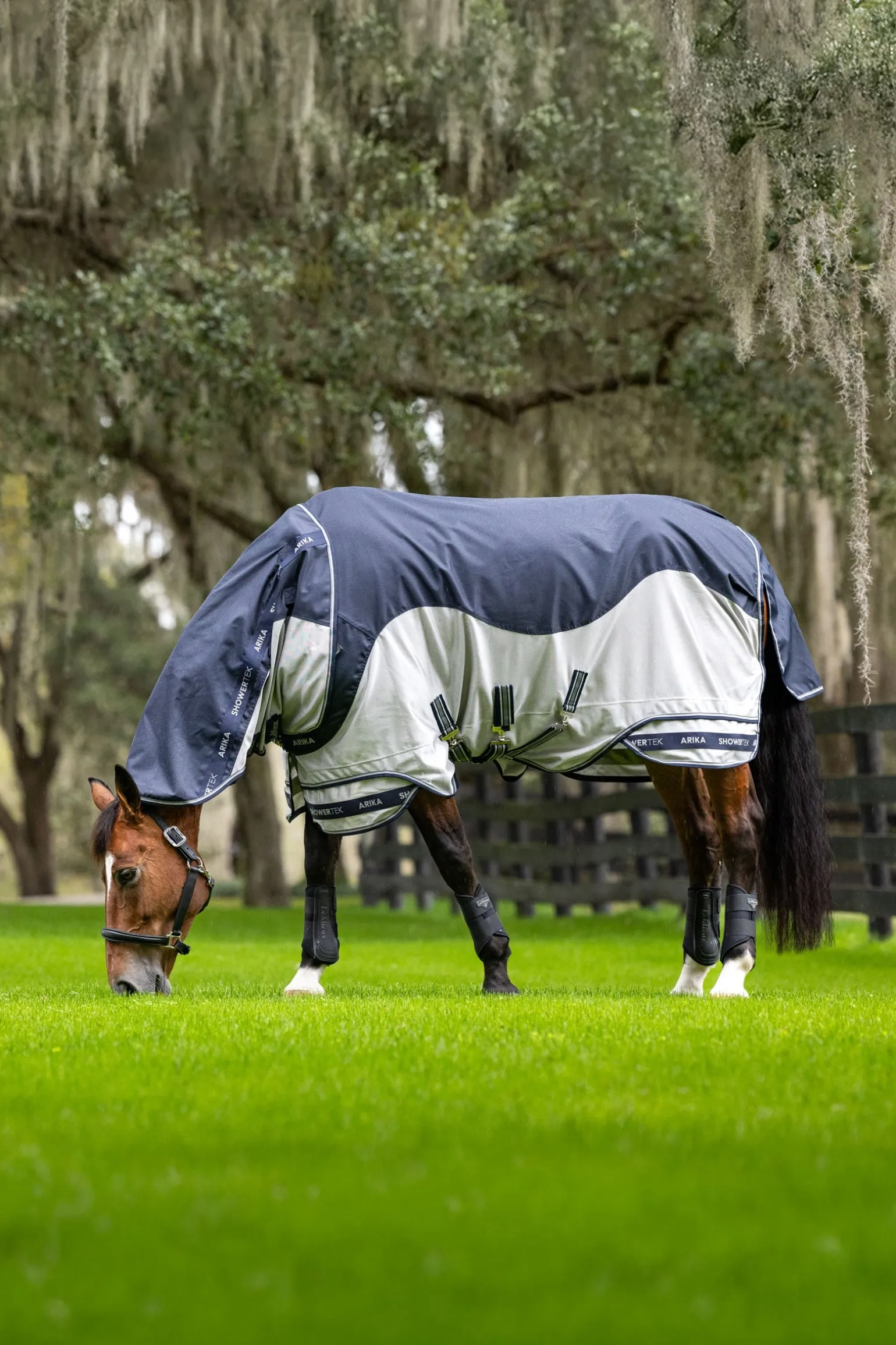 Arika Shower-Tek Fliegendecke mit abnehmbarem Halsteil
