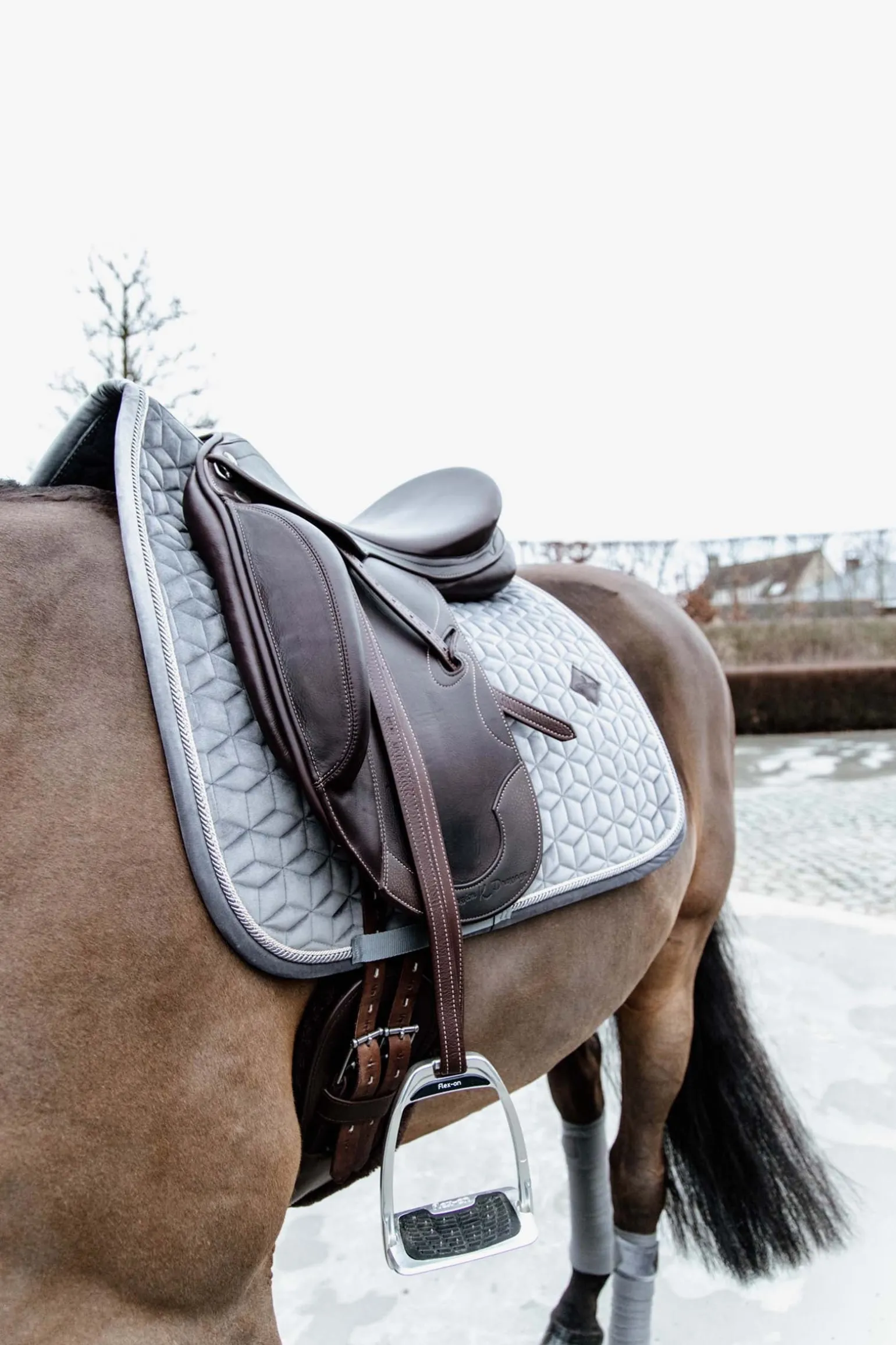 Basic Velvet Dressurschabracke