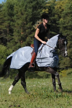 Buzz Off Ausreitdecke