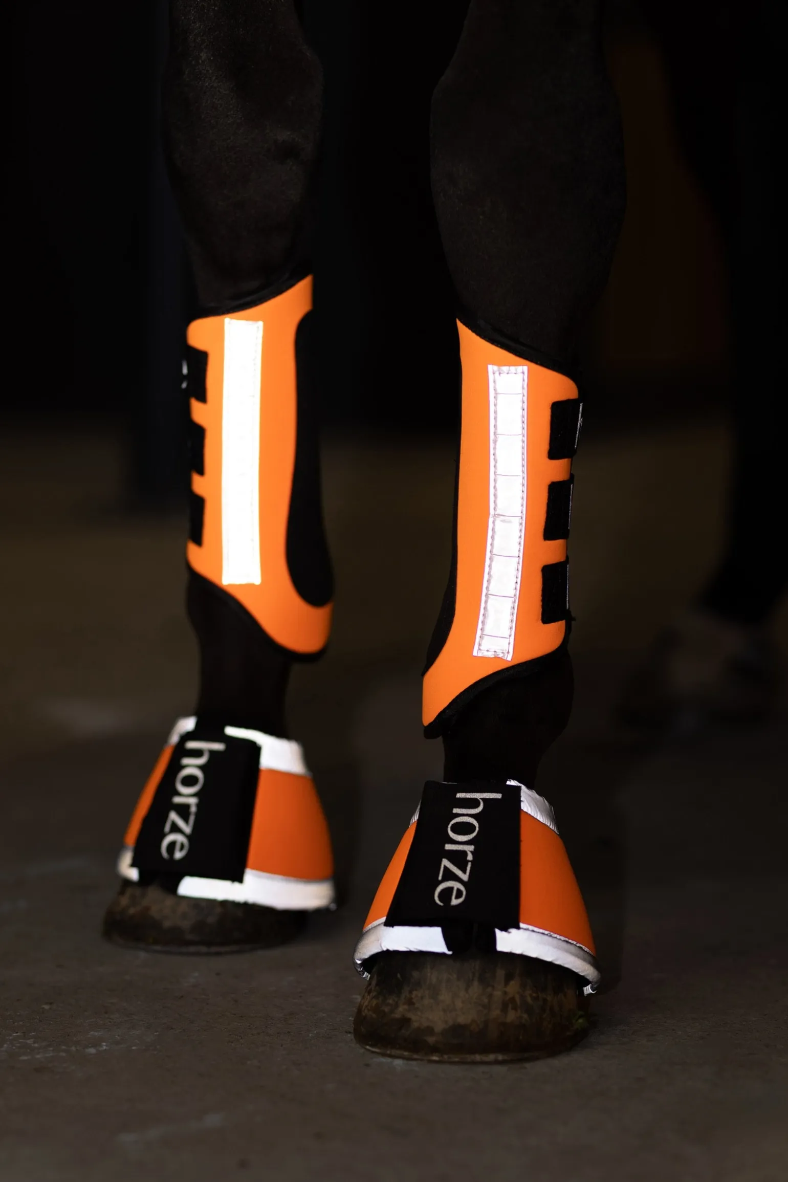 bZeen reflektierende Hufglocken