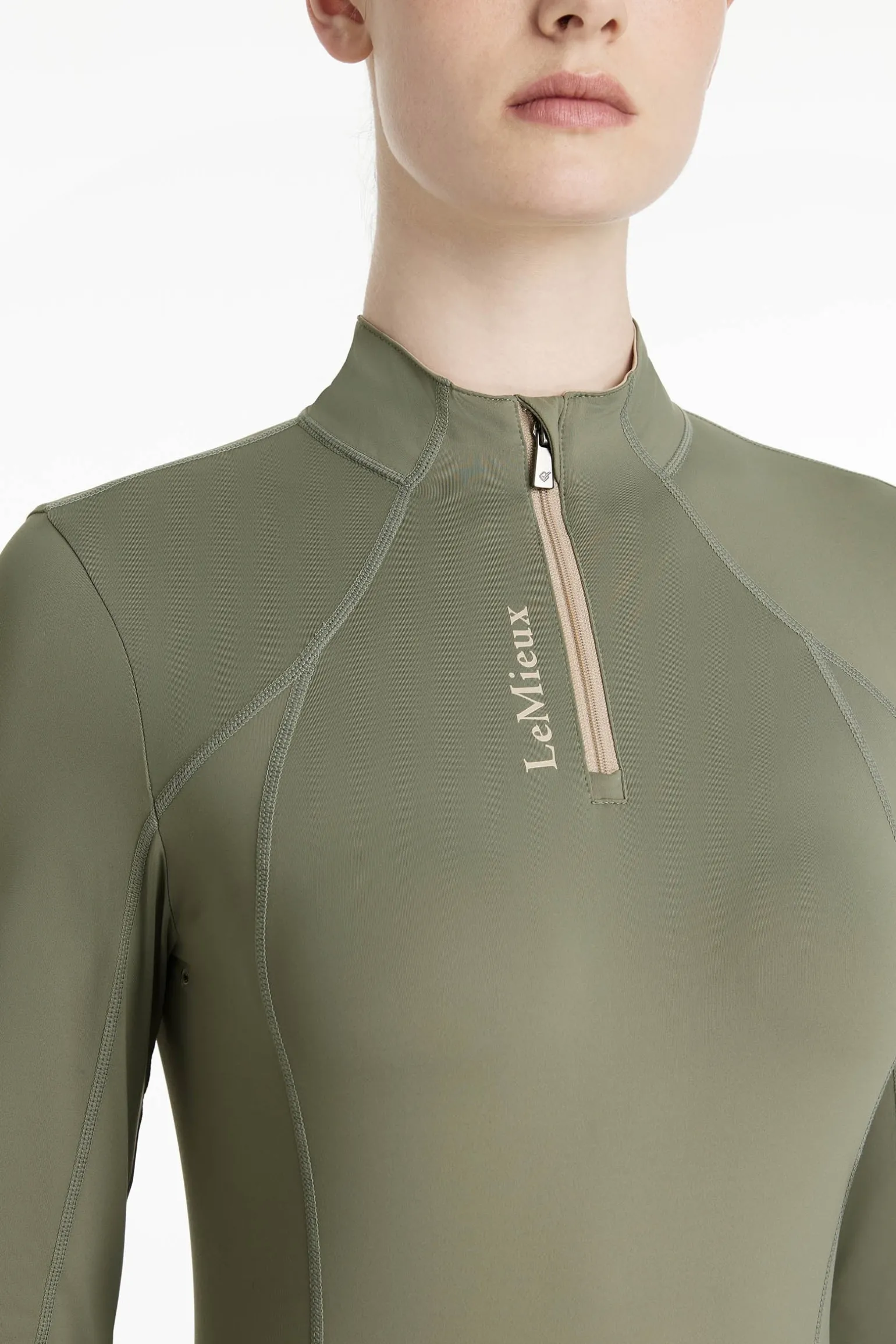 Classique sous-couche technique pour femme