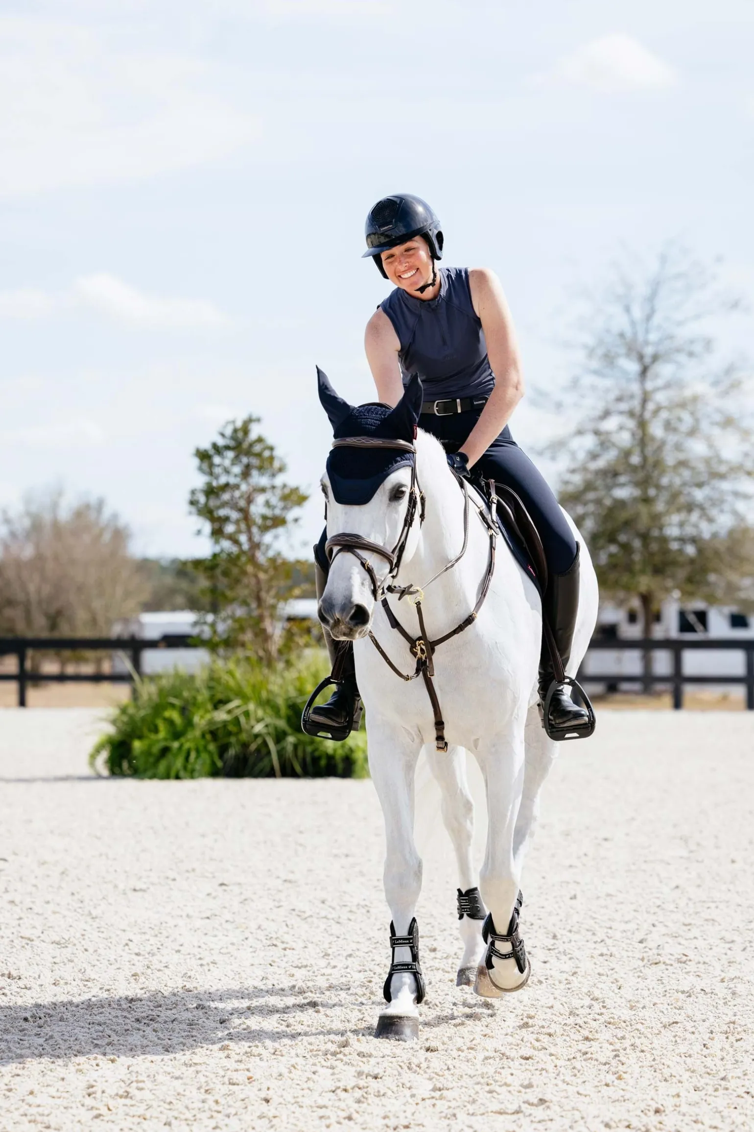 Essence Fliegenhaube