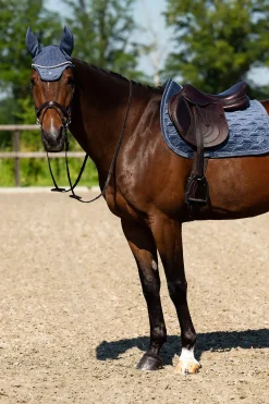 Fliegenhaube Velvet Monogram
