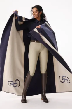 gestreifte Wolldecke