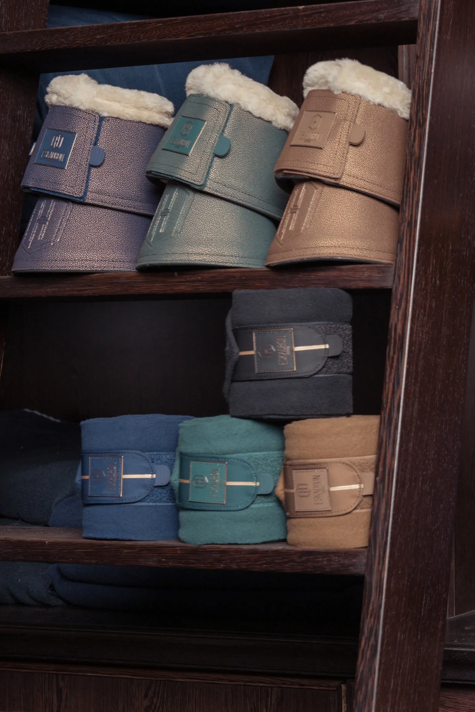 Heritage AW24 Stingray Fauxfur Hufglocken