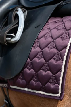 Herz Dressurschabracke