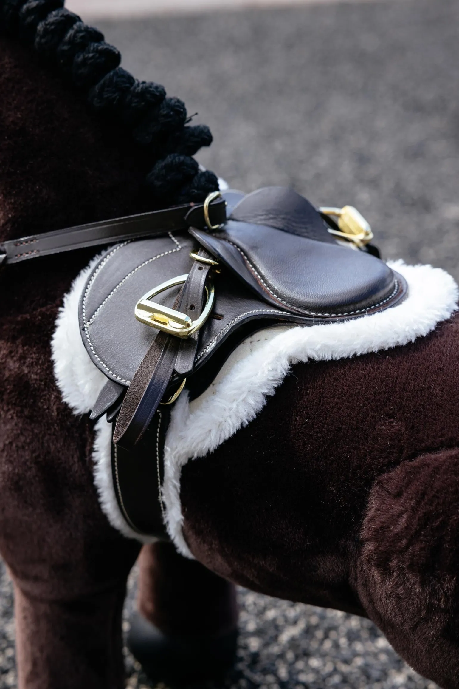 Hunter Springschabracke & Gurt für Spielzeugpony