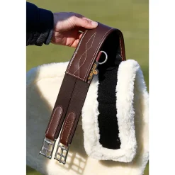 Lammfellunterlage für den Stollengurt