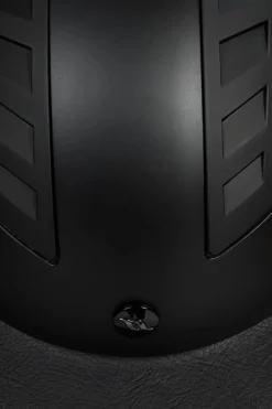 Neoz Reithelm mit glatter Oberseite