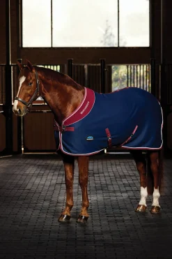 Opulence Turnierdecke Standardhalsausschnitt