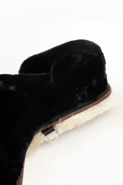 Reitpad aus Schaffell