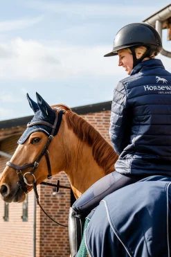 Signature Fliegenhaube