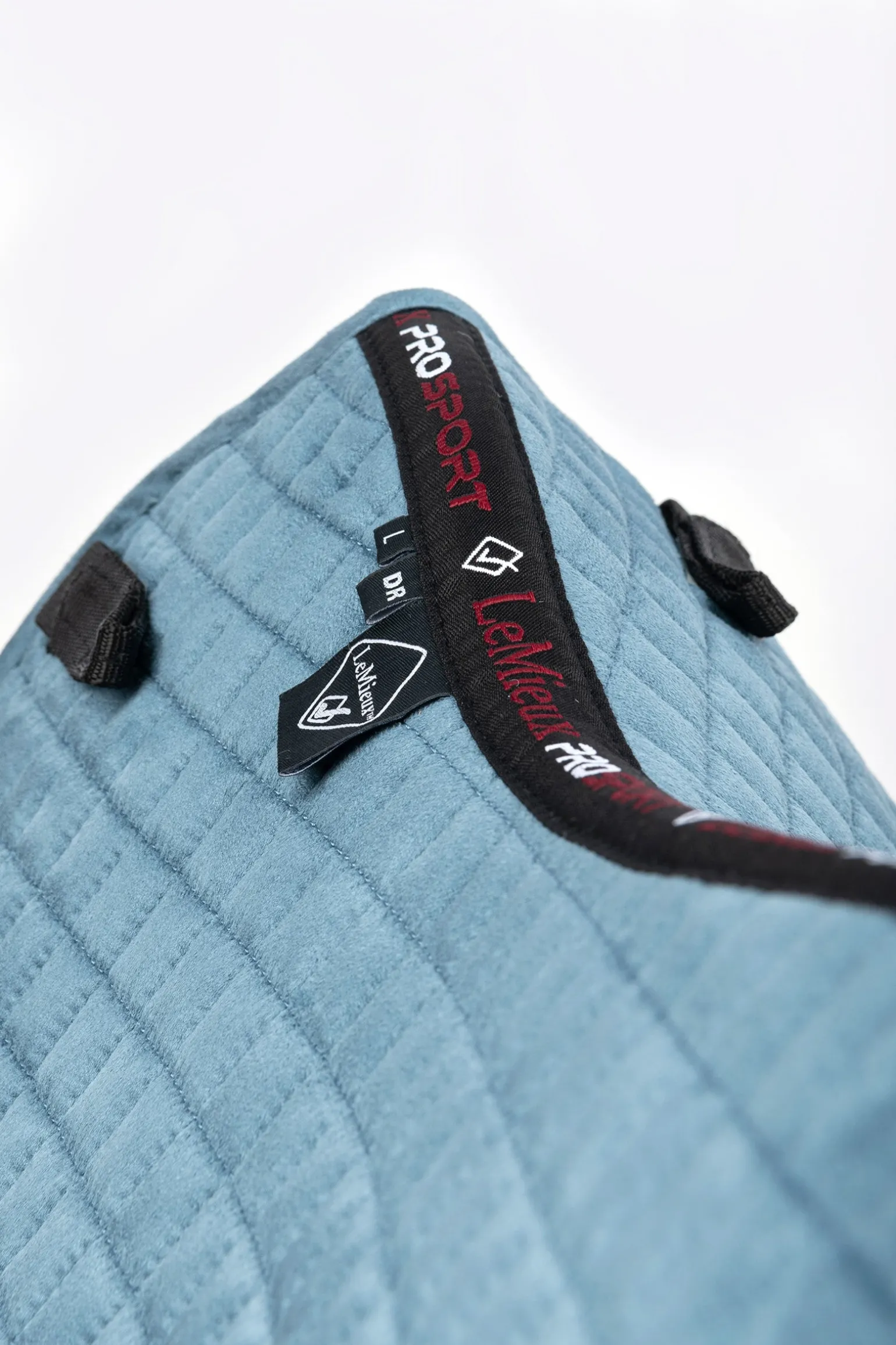 Suede Dressurschabracke