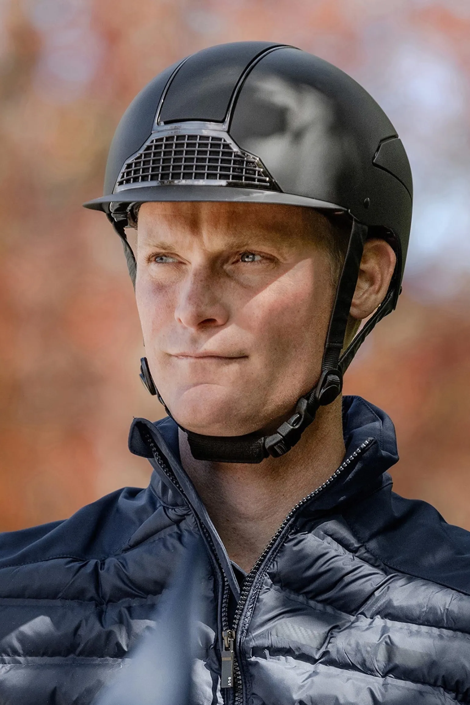 SWING H24 Chrome Reithelm