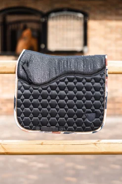 Terrazzo Dressurschabracke