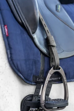 Vector Close Contact Leder Steigbügelriemen