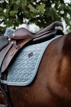 Velvet Springschabracke