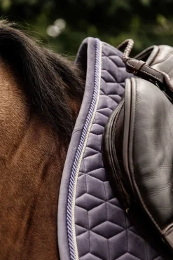 Velvet Springschabracke